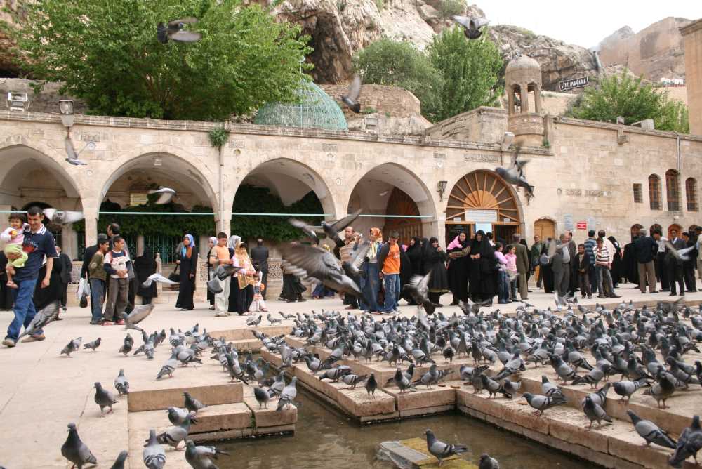Mevlid-i Halil Camii - Şanlıurfa