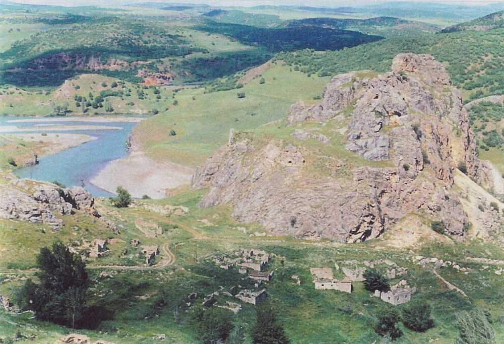 Bağın Kalesi - Tunceli