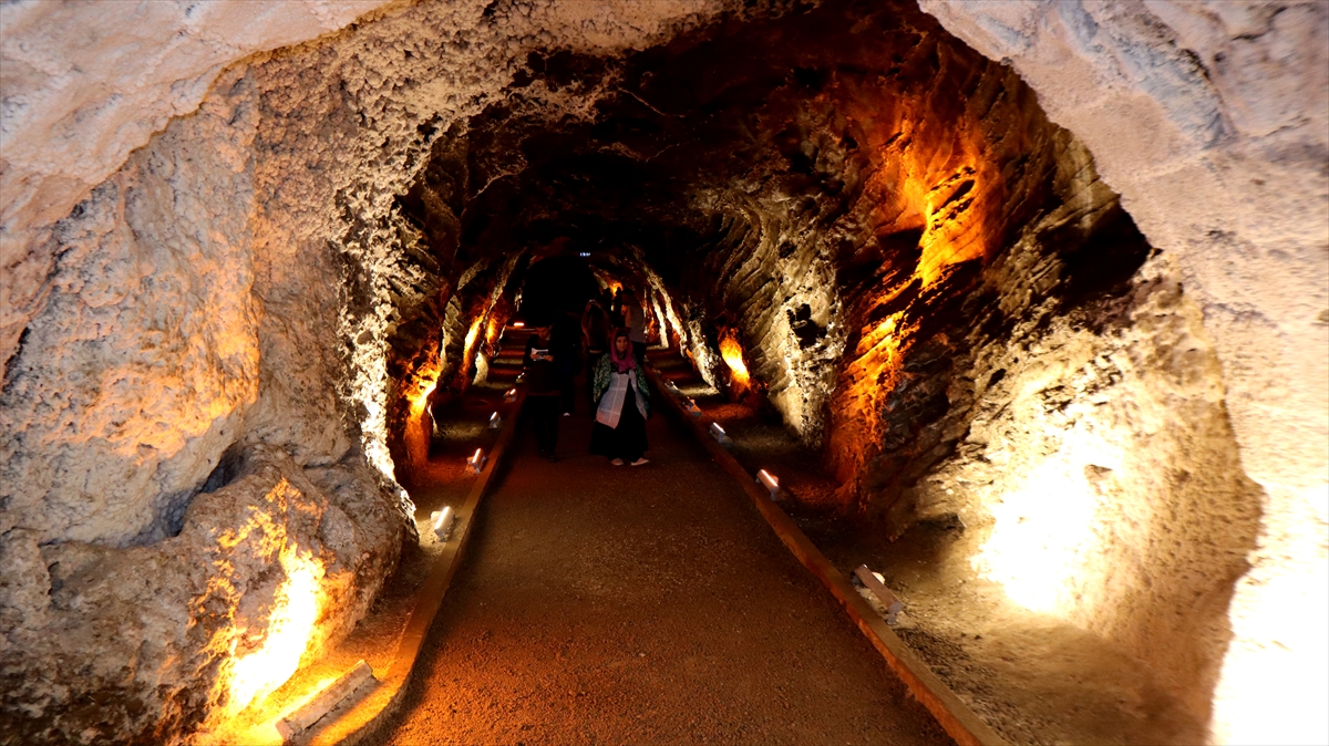 Buz Mağarası - Ağrı