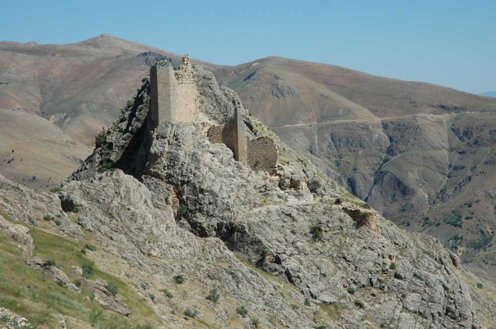 Sağman Kalesi - Tunceli