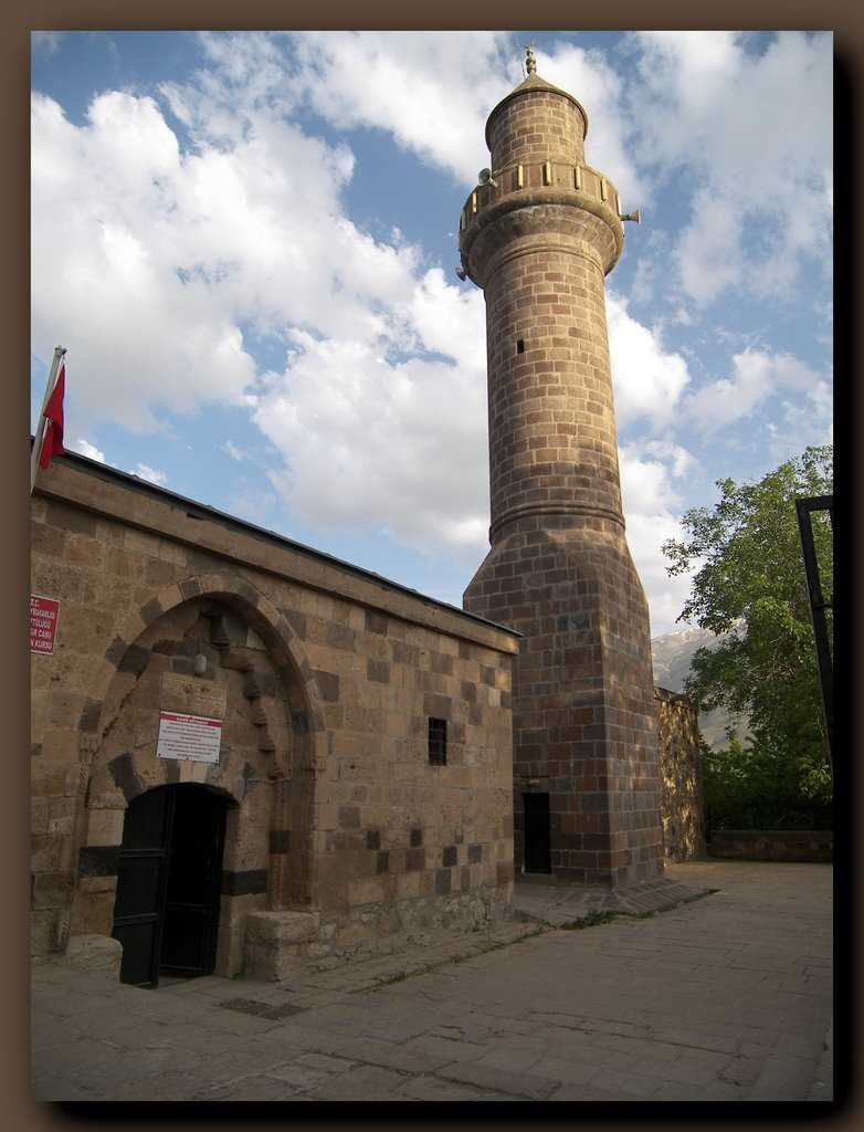 İzzeddin Şir Camii - Van
