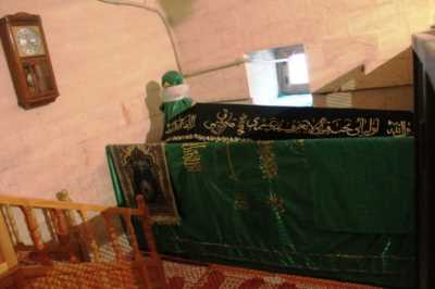 Şurahbil Bin Hasene (Şör Habil Hasene)Türbe Ve Zaviyesi - Kilis