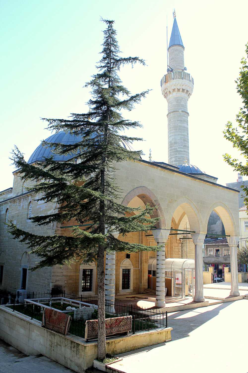 Gazi Ömer Bey Camii Ve Türbesi - Tekirdağ
