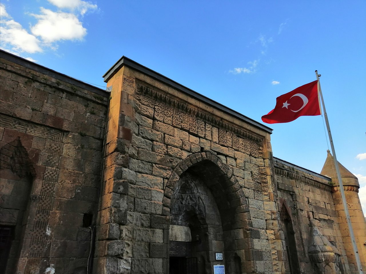 İhlasiye Medresesi - Bitlis
