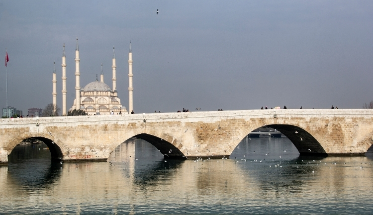 Taş Köprü - Adana