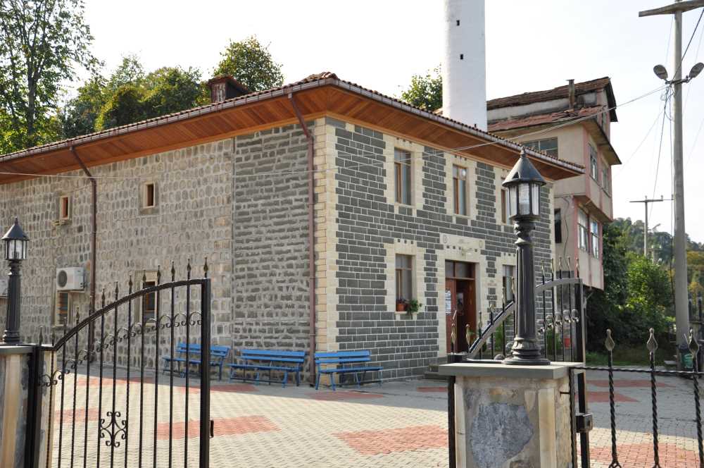 Işıklı Camii - Rize
