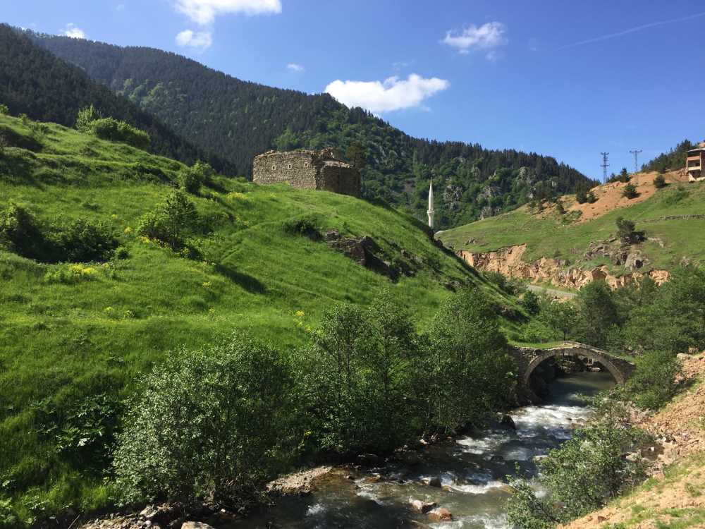 Çakrak Kilisesi Ve Köprüsü - Giresun