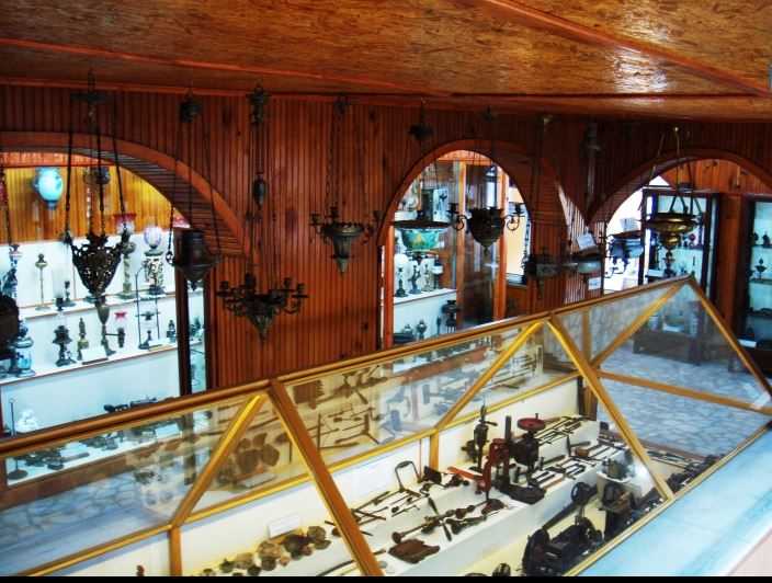 Çağlar Boyu Aydınlatma Isıtma Koleksiyonları Müzesi - İstanbul