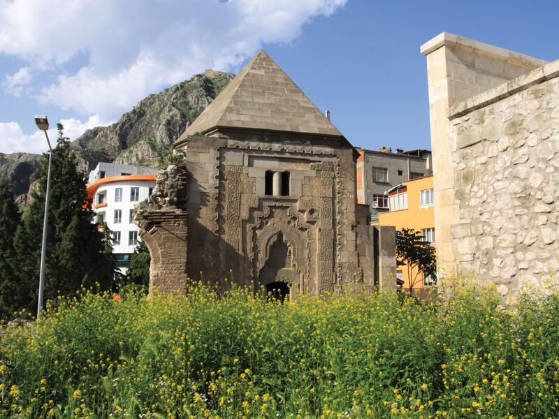 Halifet Gazi Türbesi - Amasya
