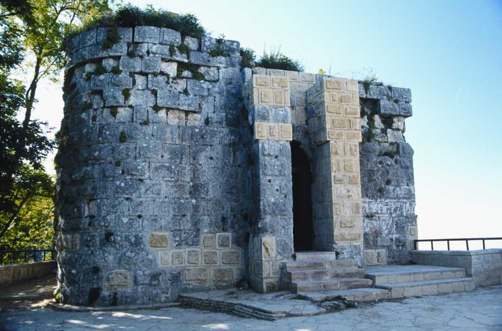 Gözne Kalesi - Mersin