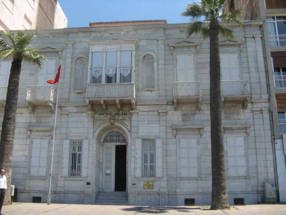 Atatürk Evi Müzesi - İzmir