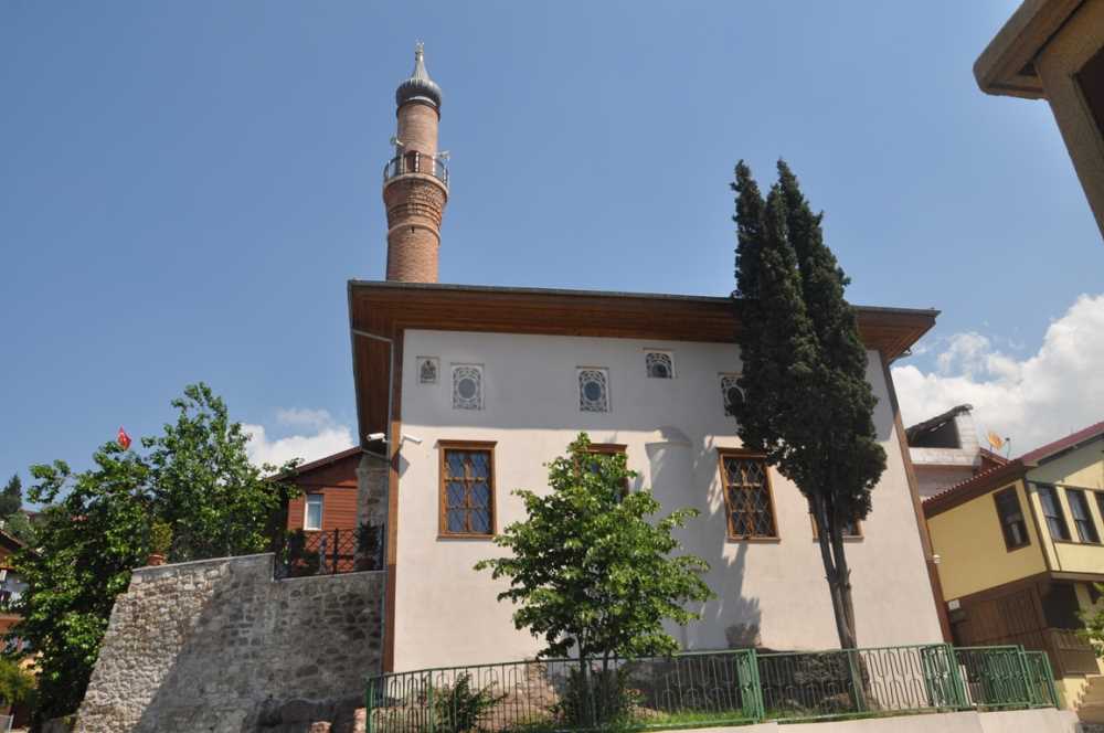 Akçakoca Camii / Dere Camii - Kocaeli