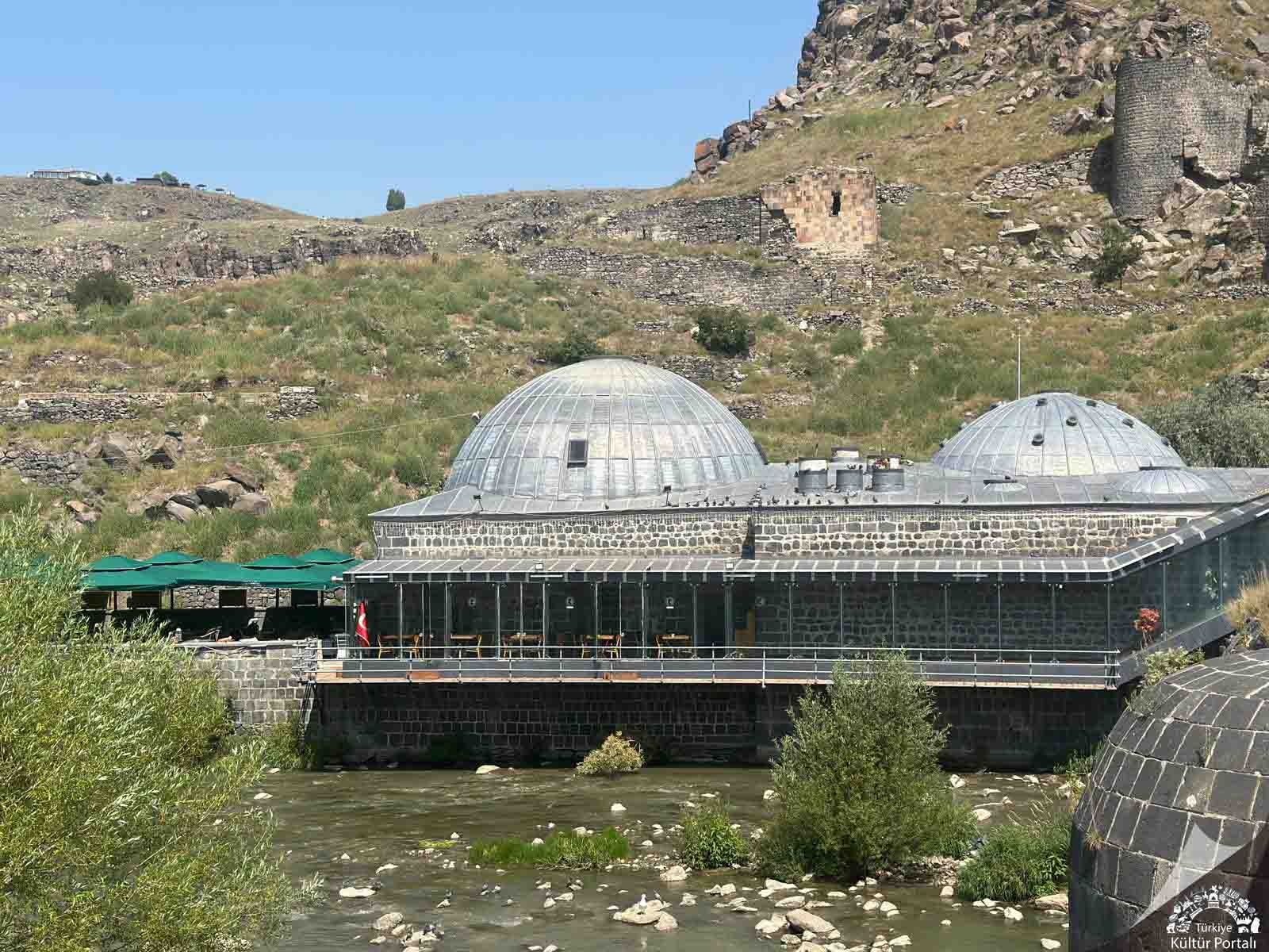 İlbeyoğlu Hamamı/ Muradiye Hamamı/ Balkonlu Hamam - Kars