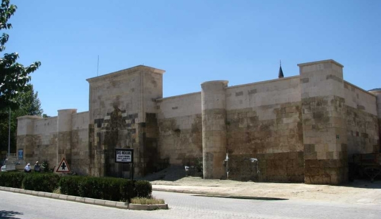 Sultandağı Kervansarayı - Sahipata Kervansarayı - Afyonkarahisar