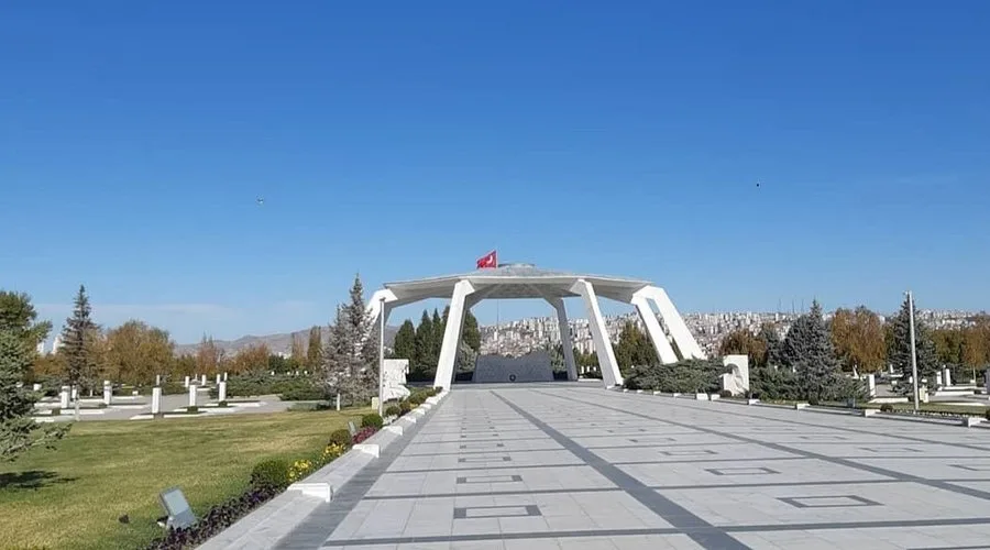 Devlet Mezarlığı Müzesi - Ankara