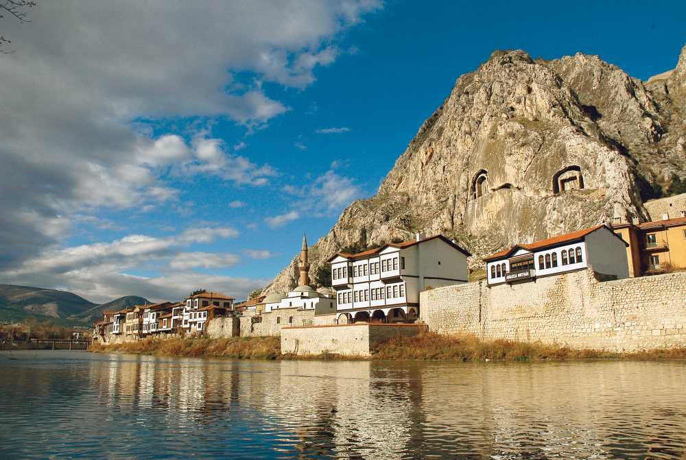 Yalıboyu Evleri - Amasya
