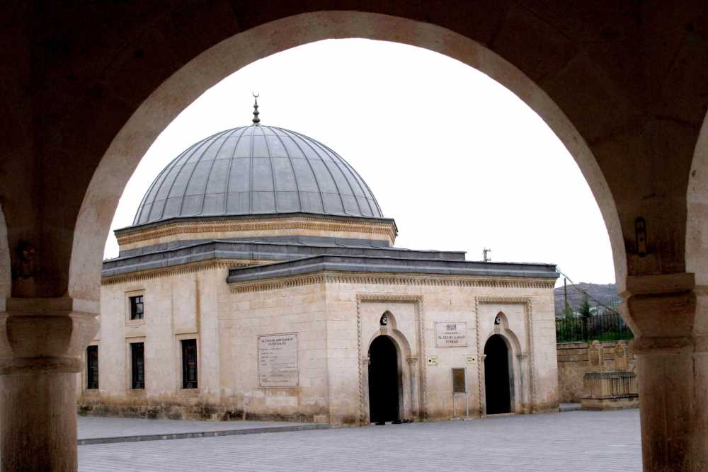 Veysel Karani Türbesi - Siirt