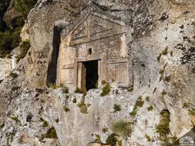 Hoyran Kaya Mezarları - Isparta
