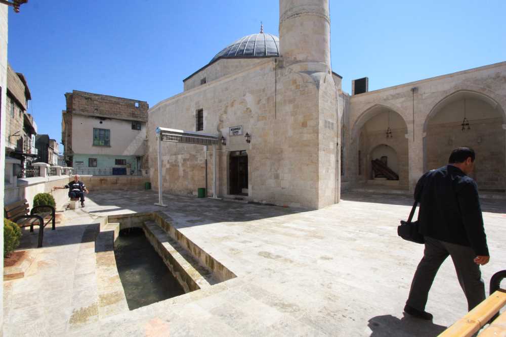 Hızanoğlu Cami - Şanlıurfa