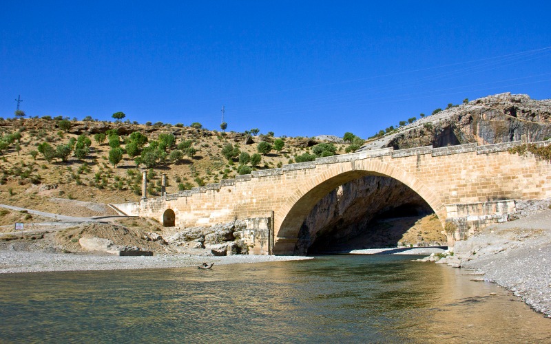 Selçuklu Köprüsü - Adıyaman