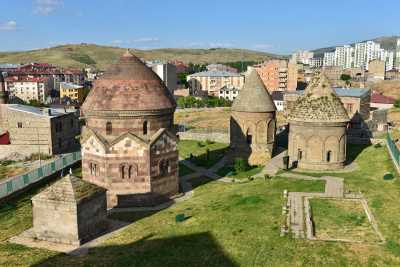 Üç Kümbetler - Erzurum