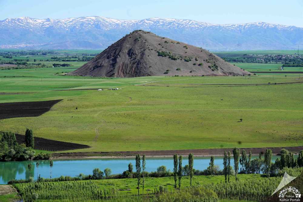 Mercimekkale Höyüğü - Muş