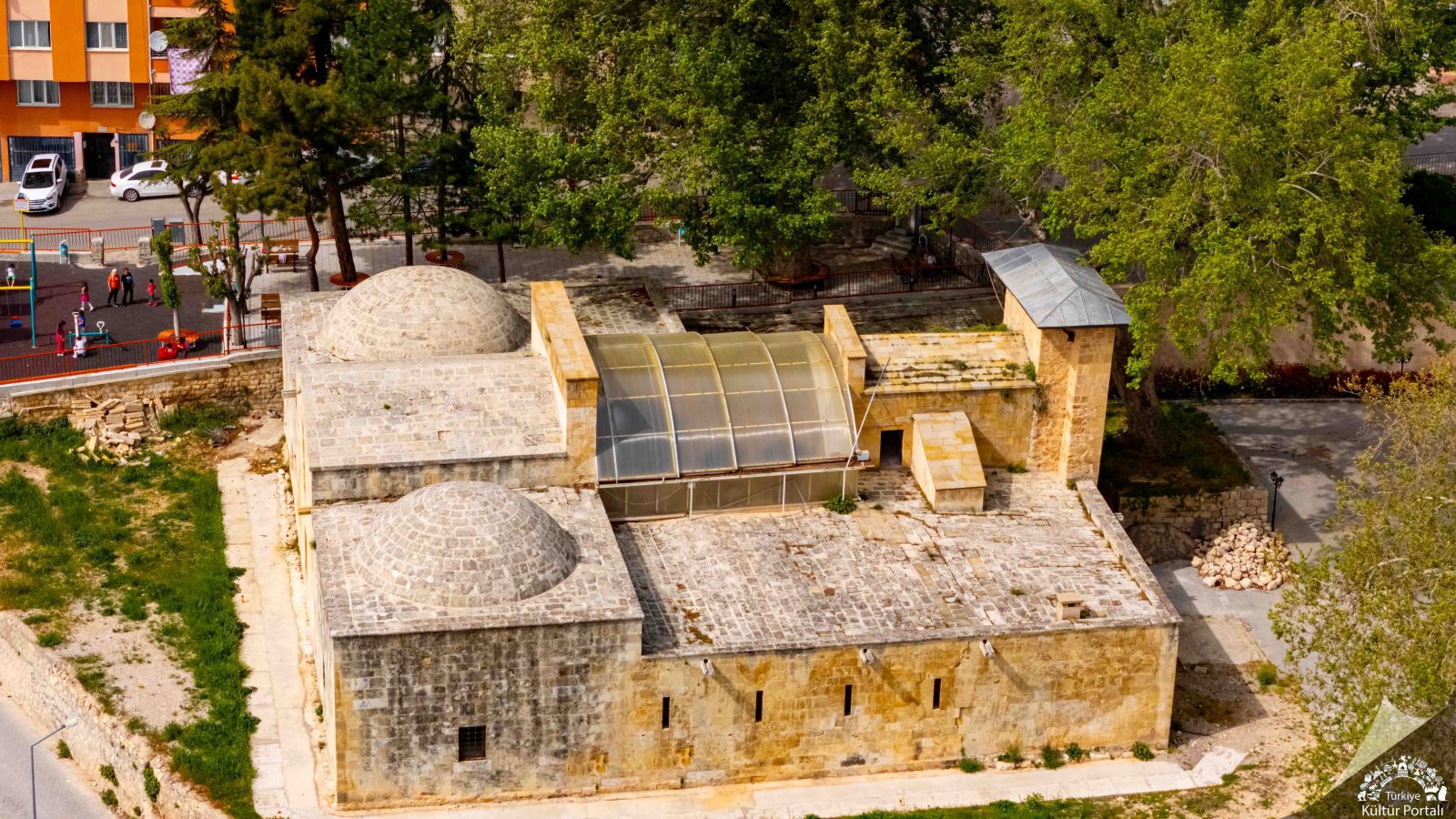 Tol Medrese - Karaman
