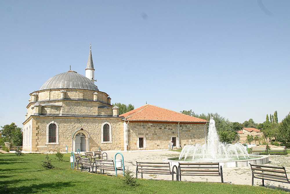 Osmanpaşa (Emirci Sultan) Türbesi - Yozgat