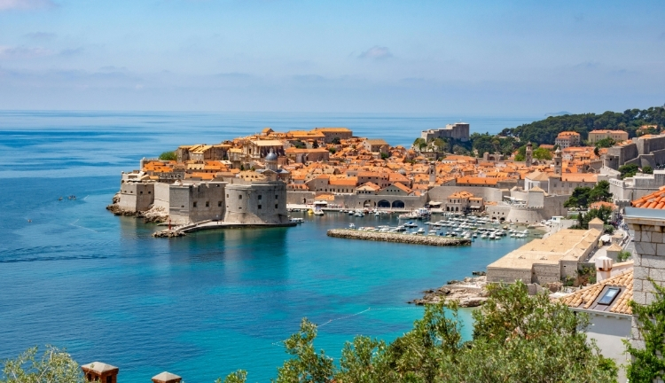 Kosovalı Büyük Balkanlar Turu AJet ile Extra Turlar ve Akşam Yemekleri Dahil SJJ-SJJ