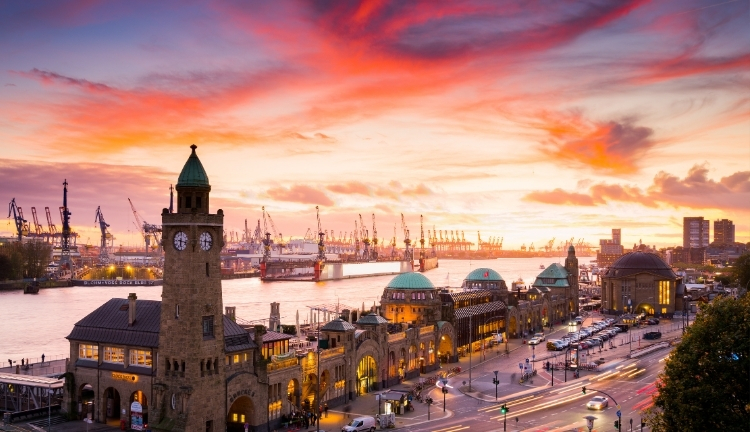 Kuzey Almanya İncileri Hamburg & Berlin Turu Kurban Bayramı Özel Türk Havayolları ile 4 Gece 5 Gün